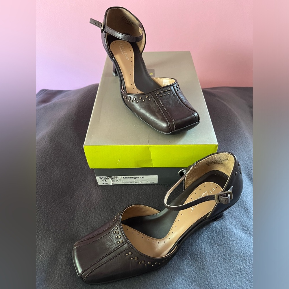 Kenneth Cole Reaction Moonlight LE Chocolate Brown Sandals Size 7.5 M